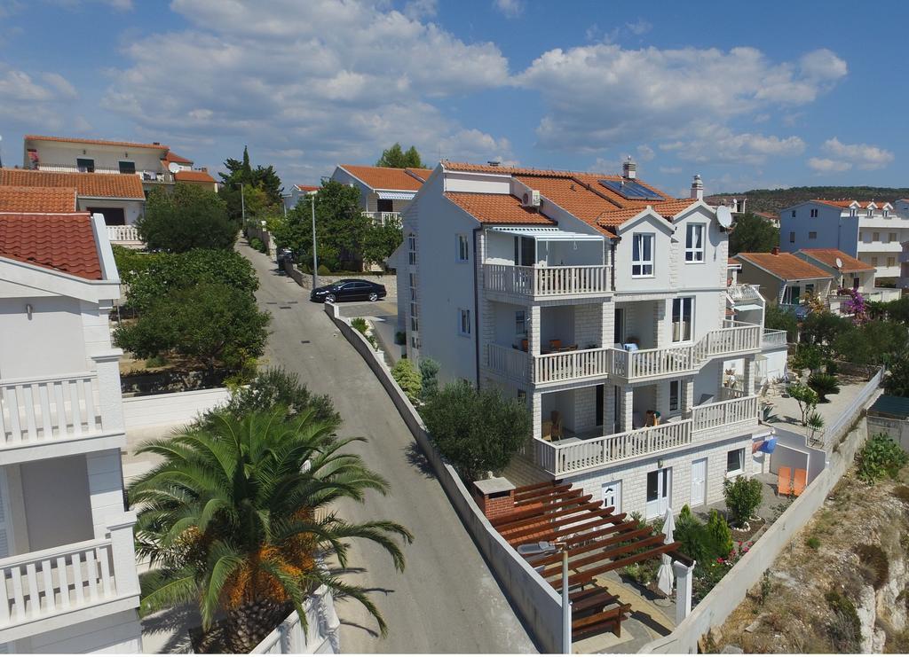 Apartments Wisibada Trogir Luaran gambar